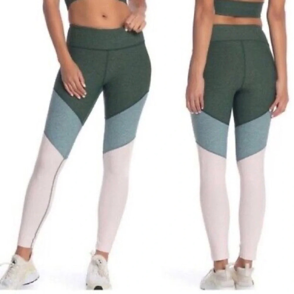 3/$39 Outdoor Voices Spring 7/8 tri color leggings M - Picture 1 of 5